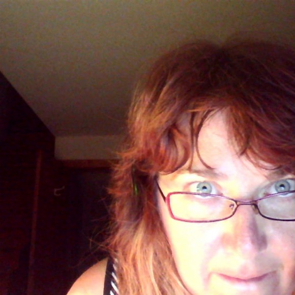 Meet your Posher, Brenda - Picture 1 of 1